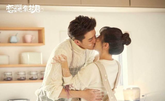 漂亮鹦鹉救援