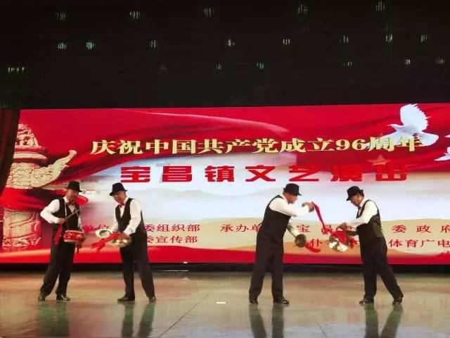 艾玛的时尚装