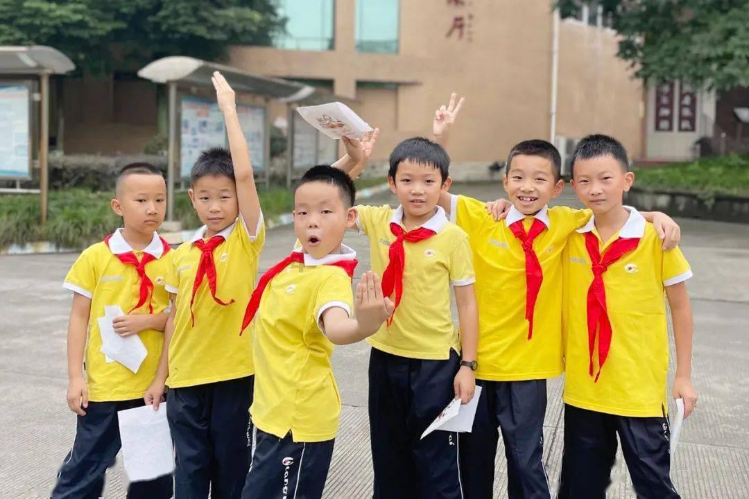 皇冠地下城选关版