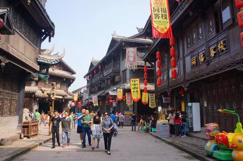 暗黑精灵幽影重重
