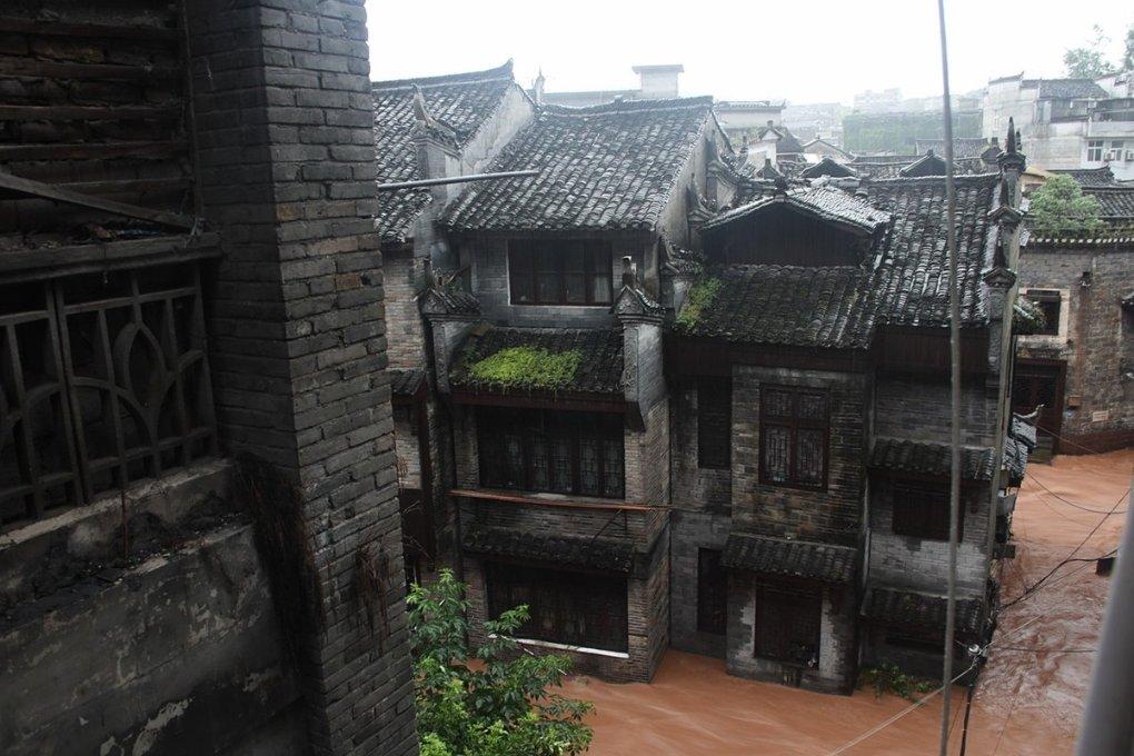 虫虫助手下载