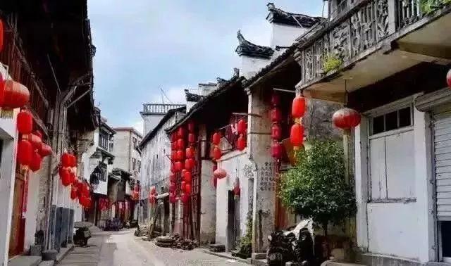 临沂士博高级中学：防微杜渐查隐患，筑牢校园安全